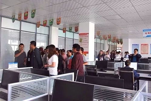 夏河縣電商產(chǎn)業(yè)扶貧新篇章 電商新星培養(yǎng)計劃觀摩團蒞臨我中心考察電子商務技術服務